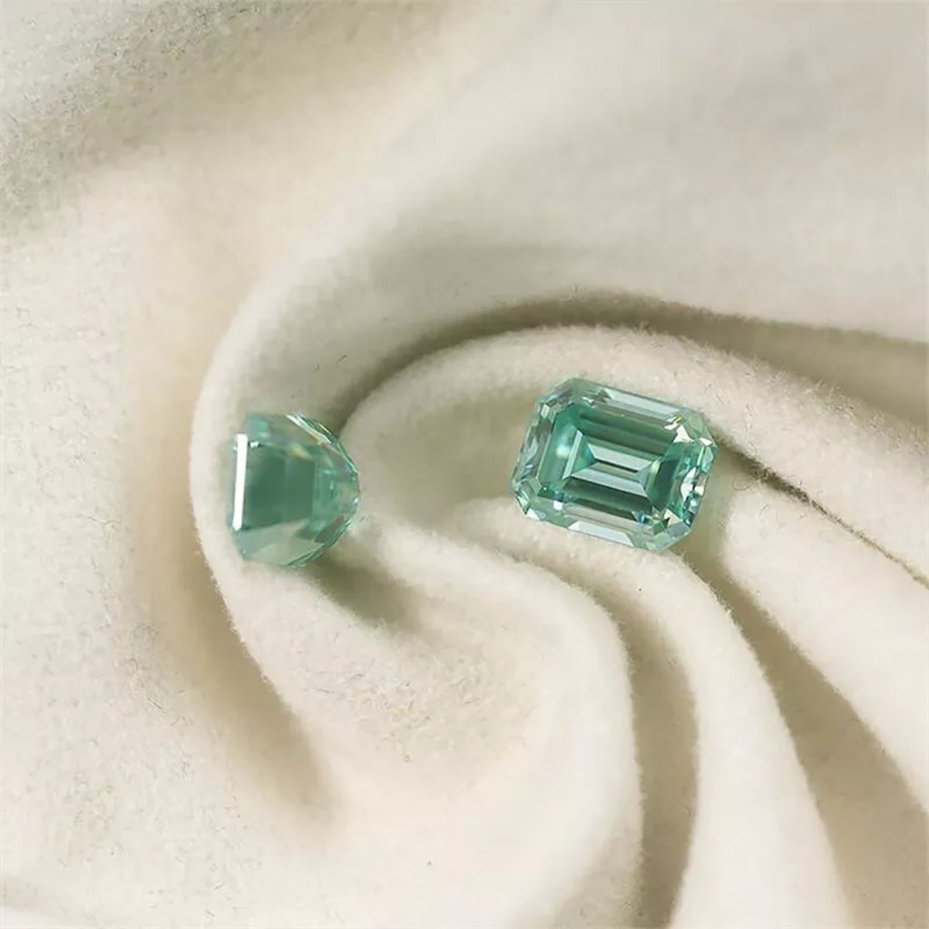 Loose Moissanite Green Clean Emerald Cut 10.00 x 8.00 MM
