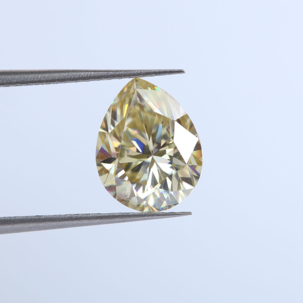 Loose Moissanite Off White Yellow Clean Pear Cut 9.00 x 6.00 MM